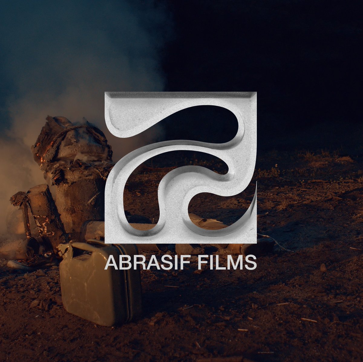 Elisa_Esnlt's tweet photo. On a réalisé avec @lionel_eh la nouvelle identité d’Abrasif Films, un studio de production Lyonnais ! (Le A et le F du studio sont cachés dans le logo)
🪨🔥 https://t.co/AI6RY5Bkxb