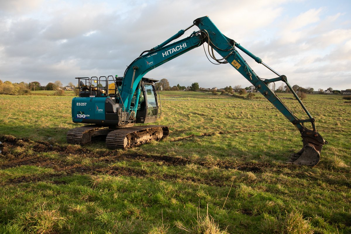 EcofactEcology's tweet image. The @opwireland is currently dredging the River Nanny in Tuam, Co Galway, during the statutory salmonid close season. Silt pollution was observed yesterday - and the source was investigated. This is a spawning tributary of the Lough Corrib SAC (thanks to 'Tuam in Picture').