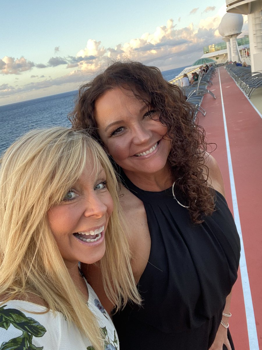 Renee Adams DJ tweet media