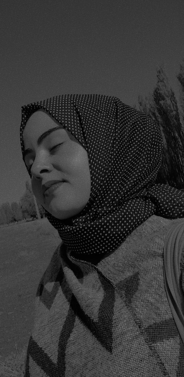 Birgün herşey hayallerimden daha  çok güzel olacak.