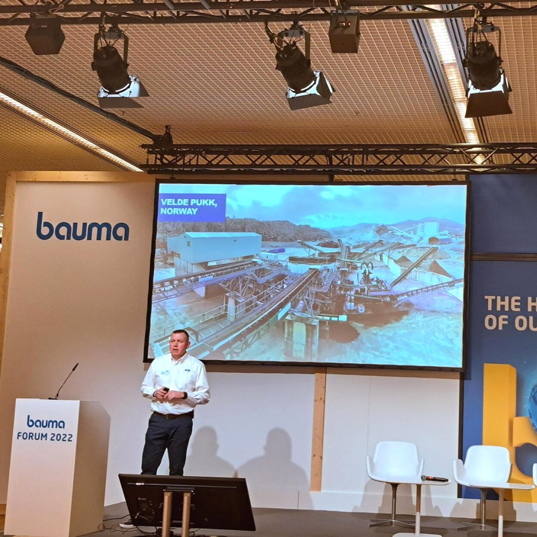 cdegroup's tweet photo. Thanks to everyone who has visited us at #bauma2022 so far.
It's been a busy couple of days and we're delighted to be back at the show this year to greet faces old and new to the stand. Plenty of great discussions had so far!
Come visit us: Hall B2 | Stand 528 👋
#30yearsofCDE https://t.co/RzwbjRgJPr