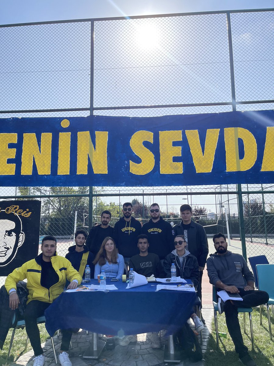 Standımızın son gününde Fenerbahçemize gönül veren bütün Genç Fenerbahçelileri kayıt için bekliyoruz