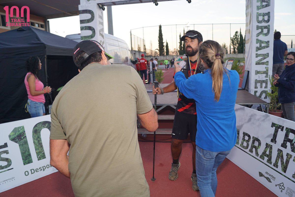 CarlosH85430696's tweet photo. A minha chegada ao pórtico da meta da edição de 2022 do Trail Abrantes 100, fotografia tirada por Zé das Fotos (@fotosdoze) #atrp #itra #trail #trailrun #trailrunner #trailrunning #ultratrail #ultratrailrun #ultratrailrunner #ultratrailrunning https://t.co/LHqBKPEzXp