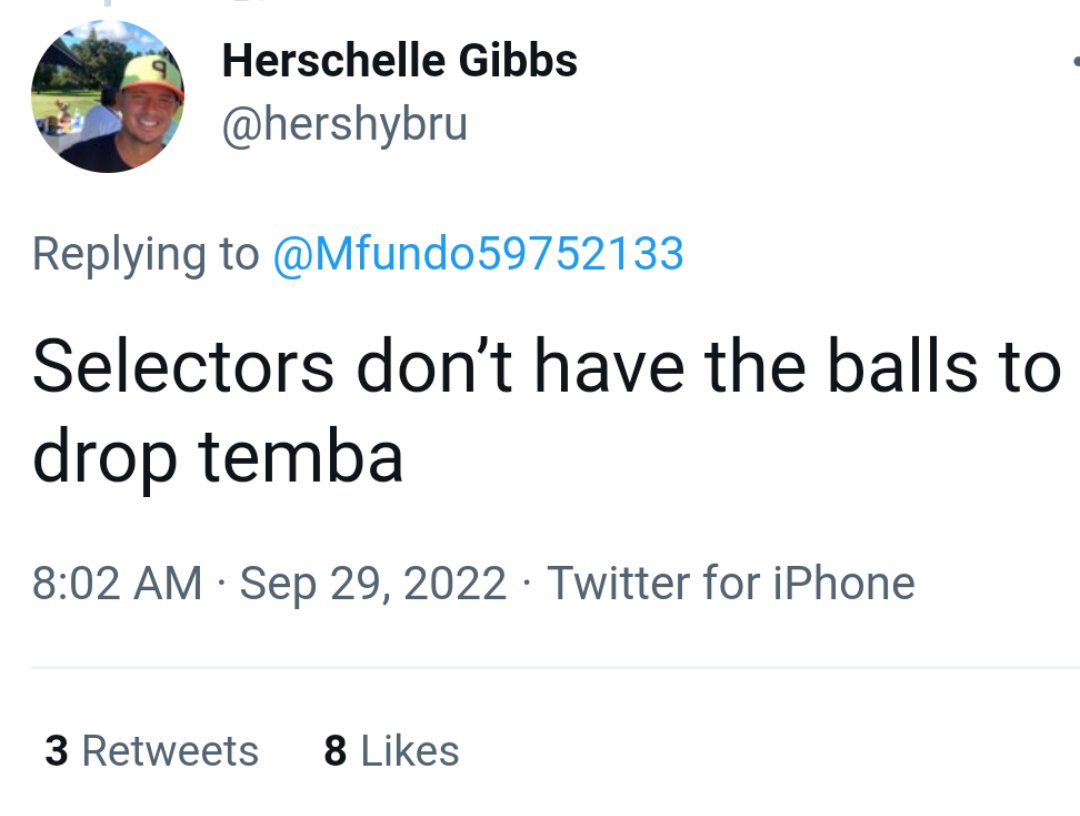 MeritPlayer17's tweet photo. @prasannalara Hey @prasannalara You lost credibility when you openly support quota player @TembaBavuma...🤦‍♂️ 
Now you lose even more credibility by going below the belt to disrespect Hershy Bru. 

HershyBru has far more credibility than you. https://t.co/1DD3yZq8Ip