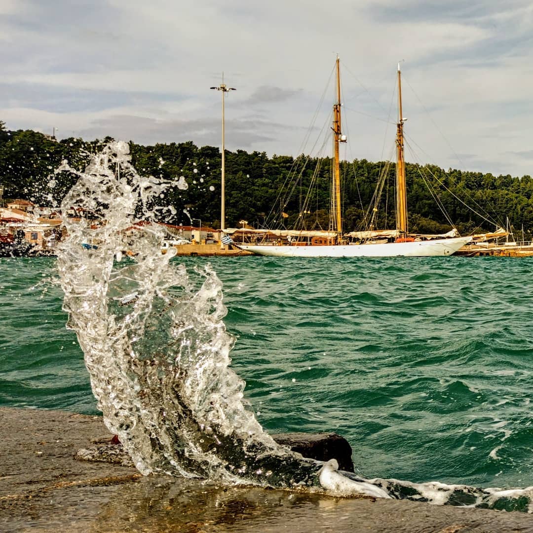 citypassGR's tweet photo. Autumn holidays means only the sound of the sea in your ears and the mild sun on your skin. Does this sound like a dream or not?
Explore Katakolo with Citypass!
photo by ig athanion7
#katakolo #peloponnese #visitpeloponnese #olympicgames #citypass #citypassgr #katakolocitypass https://t.co/pEnTIIk9D6
