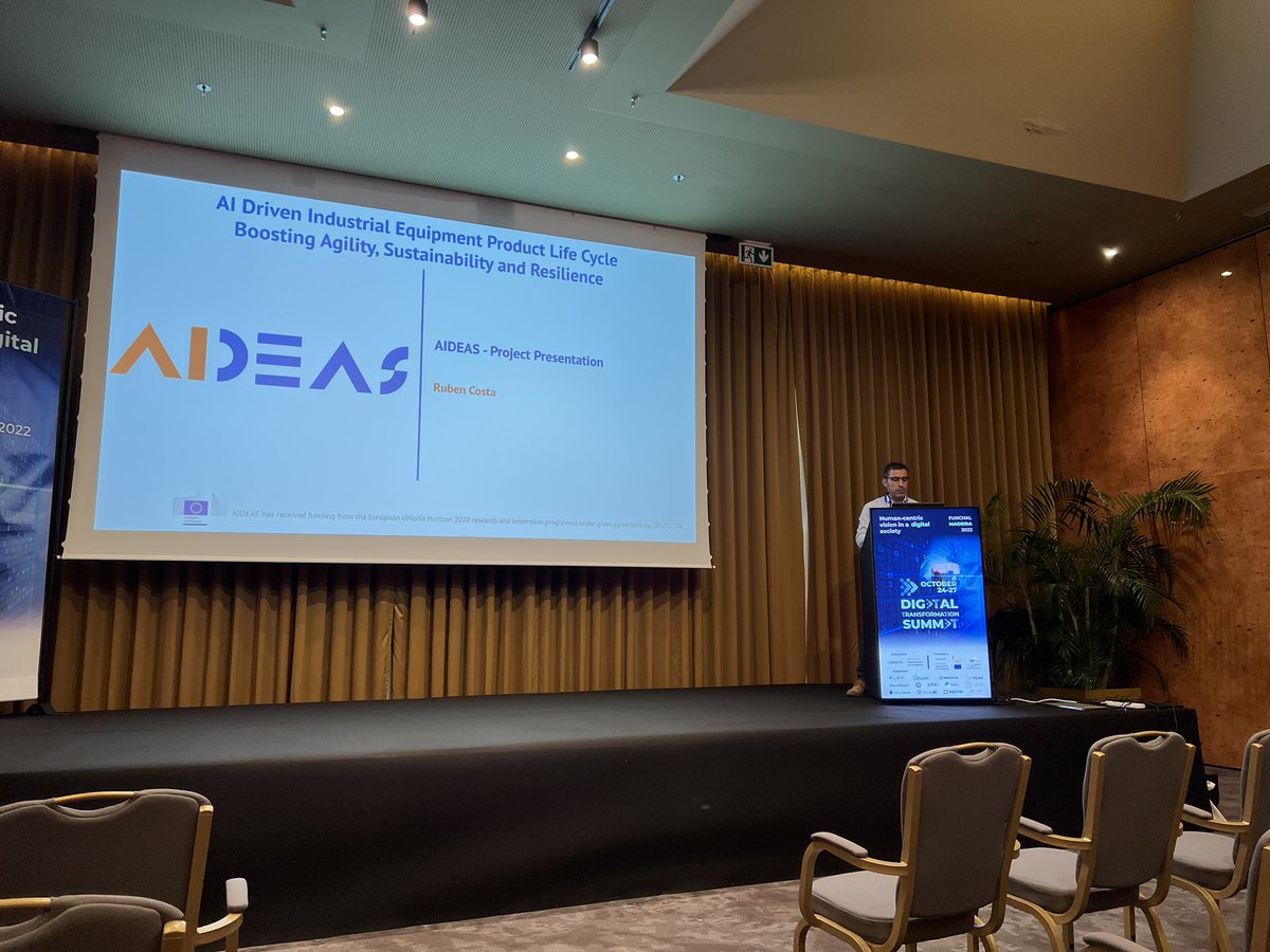 Presentation of Ruben Costa from <a href="/UNINOVA/">UNINOVA</a> at the #digitlasummit in Madeira. Showing the objectives and the solutions we are going to develop.