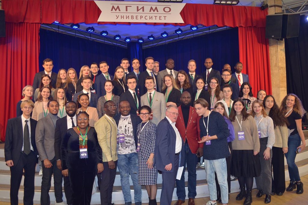 Friends for Leadership tweet media