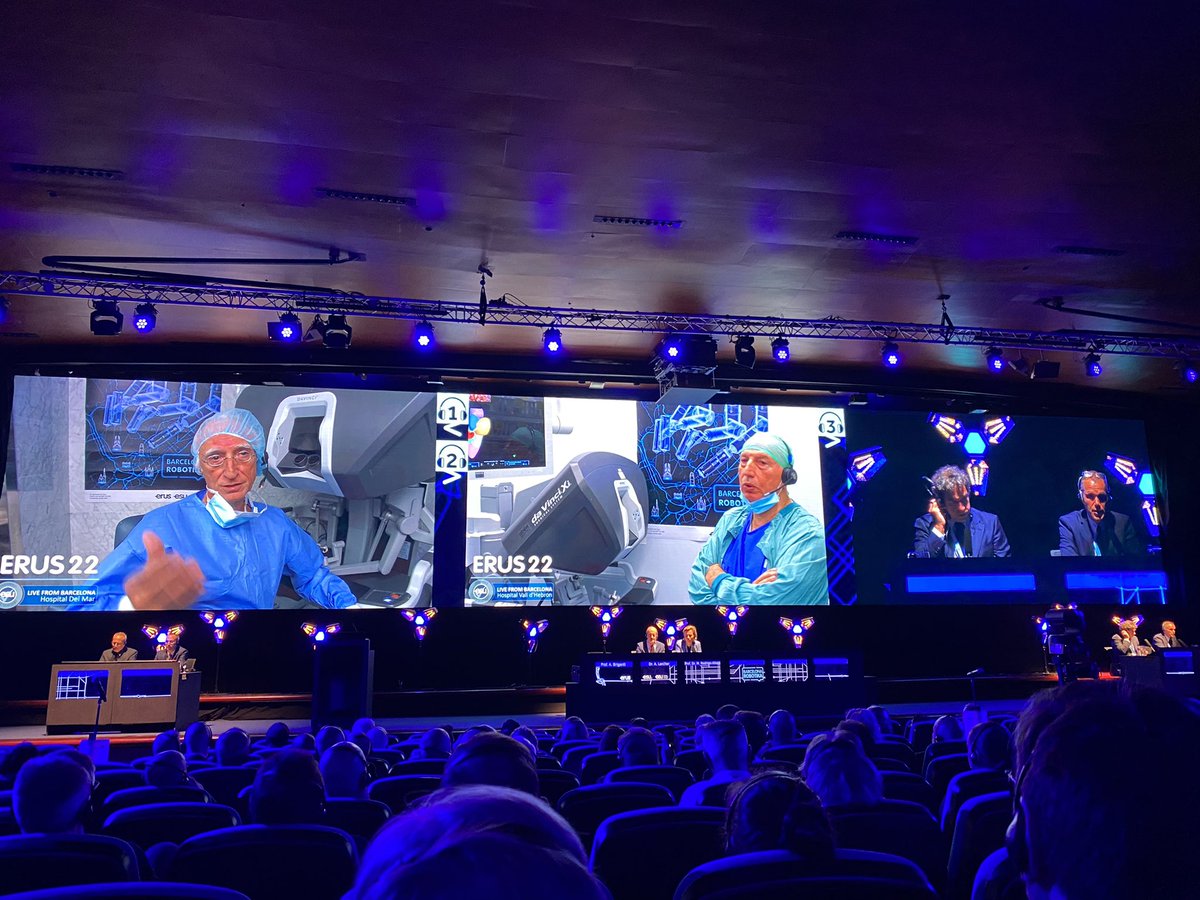 beethoven9s's tweet photo. Following amazing live surgery by Dr R. Gaston and @PorpigliaF at #ERUS22 https://t.co/99GlJzZCi0