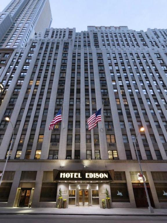 NCWorldchoice's tweet photo. 🗽💙❤️ NEW YORK ❤️💙🗽 #NewYork #NYC 23rd January 2023 x 5 nights - ONLY £699pp ‼️ Call or PM to book now 📲📞 #Booknow ☎️02870822115 #USA #travel #bucketlist #offer #holiday #deal #CoupleGoals https://t.co/ucvb0jJn0T