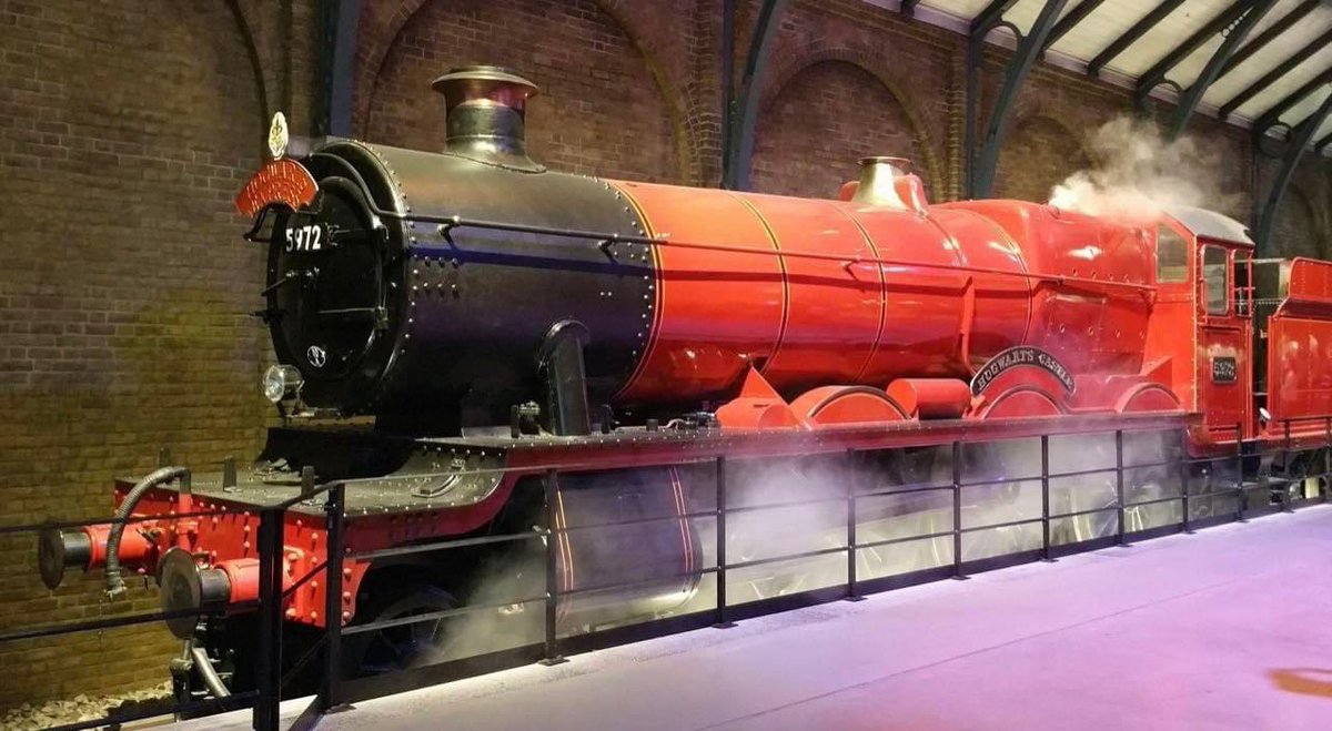 NCWorldchoice's tweet photo. 📍🇬🇧 LONDON 🇬🇧📍 Includes Warner Bros Studio the making of Harry Potter 😍 #London 12th February 2023 x 2 nights - ONLY £369pp ‼️ Call or PM to book📲📞 #Booknow ☎️02870822115 #HarryPotter #HarryPotterMagicAwakened #WarnerBros #travel #BUCKETLIST https://t.co/NuB7MMRVKY