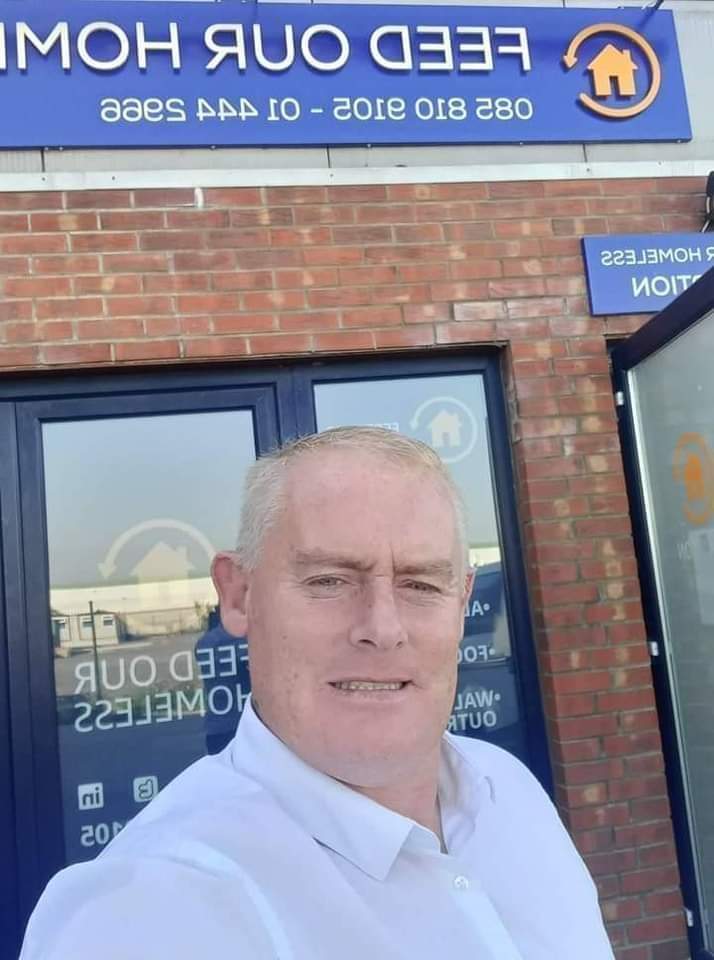 TonyWal15180554's tweet photo. Its a sunny wednesday morning and the  FOH HQ &amp; food bank here in finglas is currently back  open this morning until 6.00pm this evening for anyone seeking advice or support from our team or for anyone looking to drop of any donations of food or warm clothing

#Givenback https://t.co/diPeqypgqT