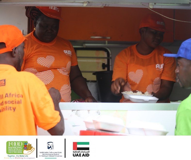 Foodbankingrn1's tweet photo. Distribution of hot meals and feeding boxes to the vulnerable families of Ghana through #One_Billion_Meals_Initiative
توزيع الوجبات الساخنة وصناديق الطعام على الأسر الأكثر فقرا في غانا من خلال مبادرة المليار وجبة #إطعام_الطعام #feedinghunger @MBRInitiatives @Food4AllGh https://t.co/6qT5hHwXT5
