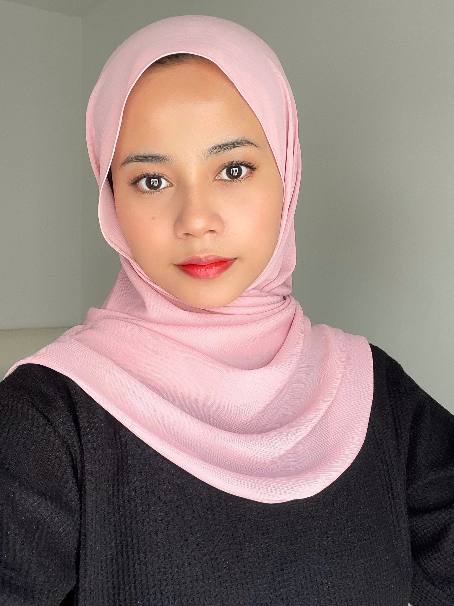 Alin on twitter found an igshop that sells ironless flowy chiffon