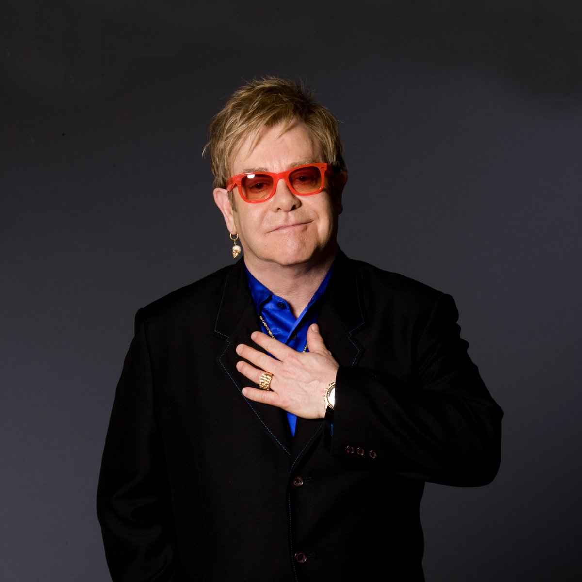 Elton John AIDS Foundation (@ejaf) on Twitter photo Congratulations to our Founder <a href="/eltonofficial/">Elton John</a> who was honoured with the final of 5 medals commissioned by <a href="/HIVGlasgow/">HIV Glasgow</a> for his significant contribution globally to the fight against HIV/AIDS. 30 years on from when <a href="/ejaf/">Elton John AIDS Foundation</a> was founded, we're proud to have saved over 5 million lives🧡 Congratulations to our Founder <a href="/eltonofficial/">Elton John</a> who was honoured with the final of 5 medals commissioned by <a href="/HIVGlasgow/">HIV Glasgow</a> for his significant contribution globally to the fight against HIV/AIDS. 30 years on from when <a href="/ejaf/">Elton John AIDS Foundation</a> was founded, we're proud to have saved over 5 million lives🧡