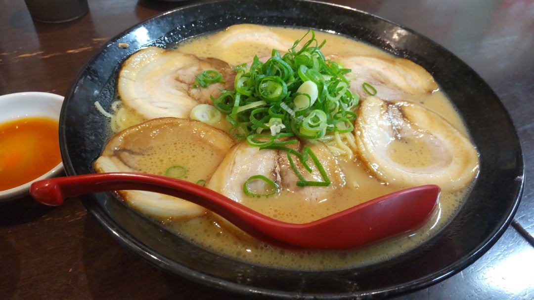 にゅくすディナー( ˇωˇ )単行本脱稿祝いチャーシューメン大盛…! (@ 餃子の王将 三宮旭通店 - @ohsho_campaign in 神戸市, 兵庫県) https://t.co/ohqUnzfsUX 