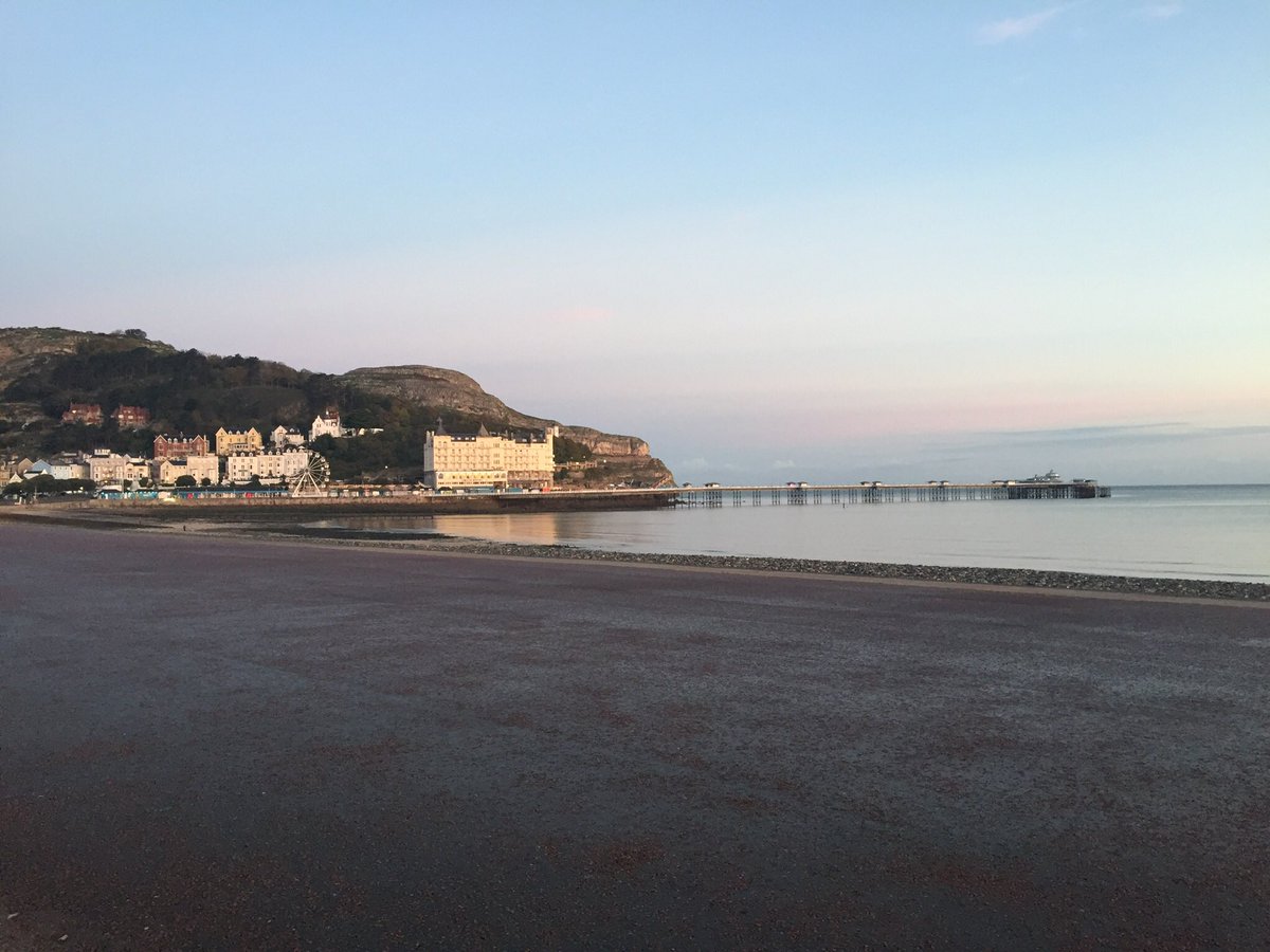 A beautiful autumnal sunrise in Llandudno this morning, at 7.30am