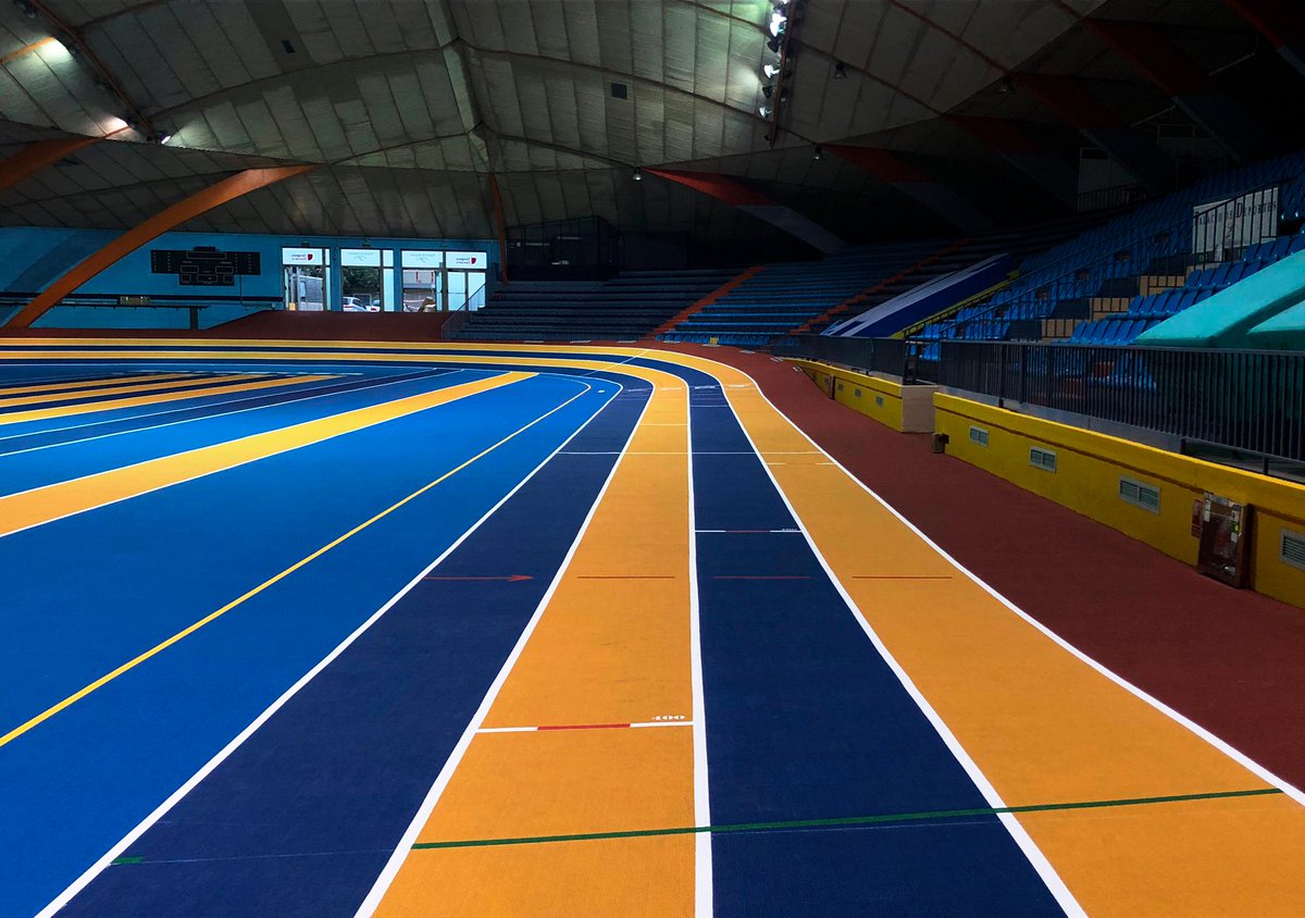 Zaragoza renueva su indoor 😍 y en Navarra morimos de envidia 😅.
Seguiremos trabajando para encontrar solución a los 50 años de retraso respecto de nuestros vecinos vascos y aragoneses.
#PistaCubiertaenNavarraYA
<a href="/deporte_na/">Deporte - Kirola</a> <a href="/gob_na/">Gobierno de Navarra</a> <a href="/parlamentoNA/">Parlamento de Navarra / Nafarroako Parlamentua</a>