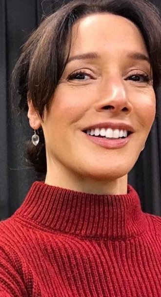 sasha_stana's tweet photo. GORGEOUS Tibette ❤❤ Happy Bette Porter Wednesday everyone ❤🍀🌻 #TibetteIsEndGame 
#JenniferBeals 
#JenniferBealsallWeek https://t.co/V4rTgW1tzR