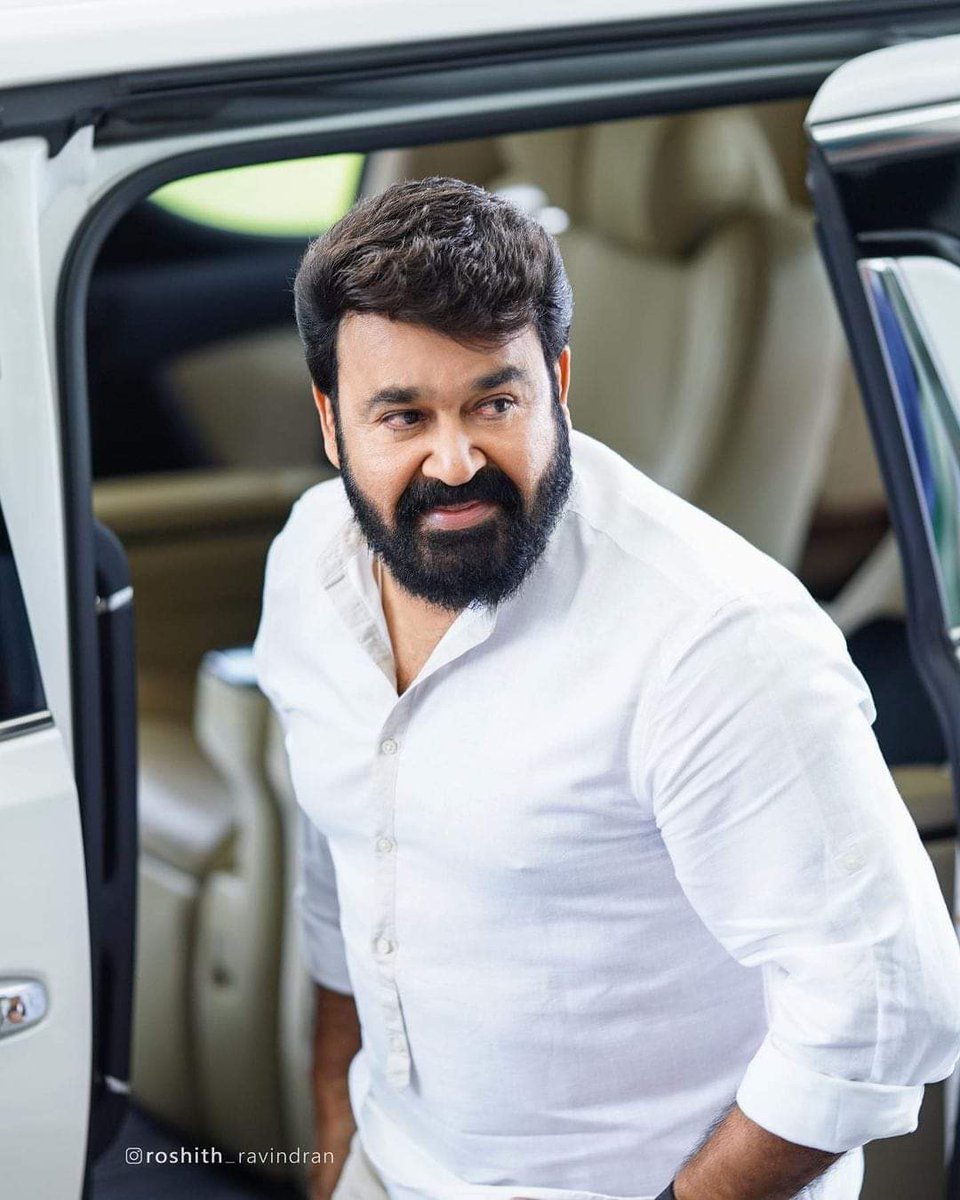 _Arjun_2255_'s tweet photo. 😍❤😘

#Mohanlal | #Lalettan | @Mohanlal

#Barroz |  | #Monster | #Empuraan https://t.co/lEWAuFLdf0