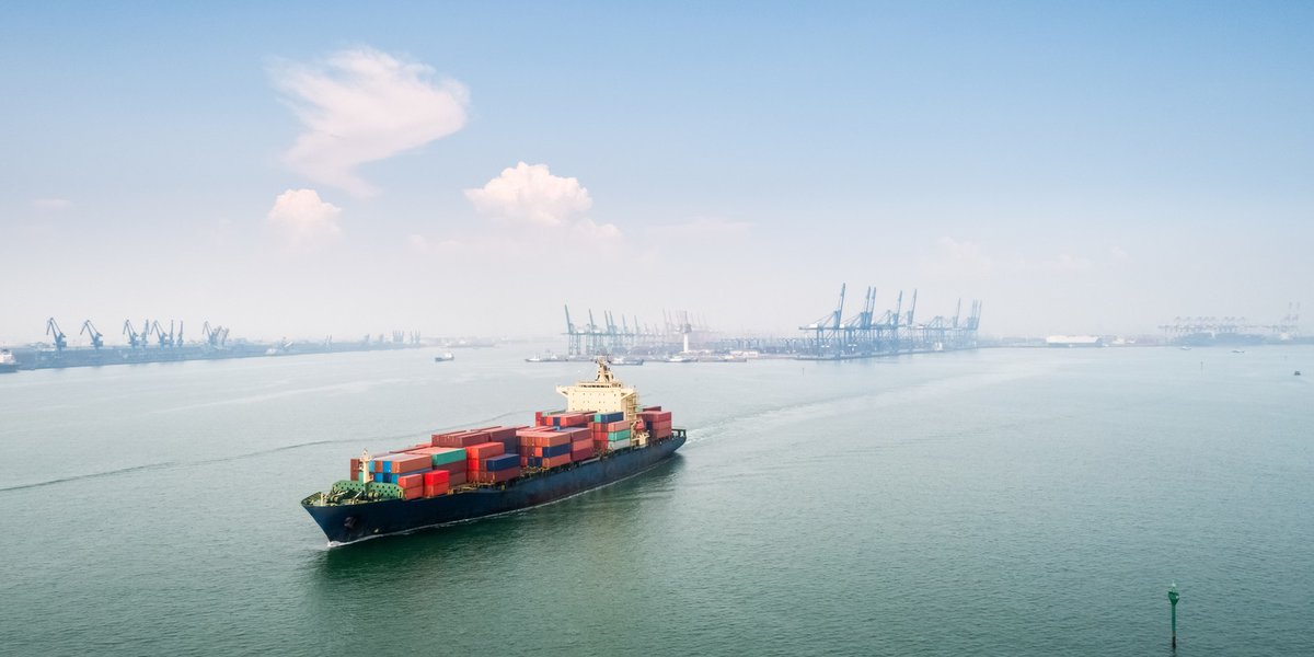 DSV_UK's tweet photo. When you need the cost advantages of sea freight, DSV work with a multitude of trusted carriers who offer frequent departures to transport your freight efficiently. Find out more about our sea freight services here: https://t.co/p30NaoivJR
#transportation #freightforwarder https://t.co/nyjw6GktLo