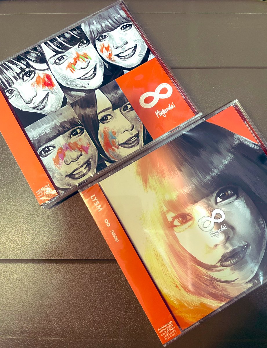 kobarajj's tweet photo. やっぱCDだよね！手に取るとテンション上がるぜ💿
#LYSM #mugendai https://t.co/nY417Q6K8f