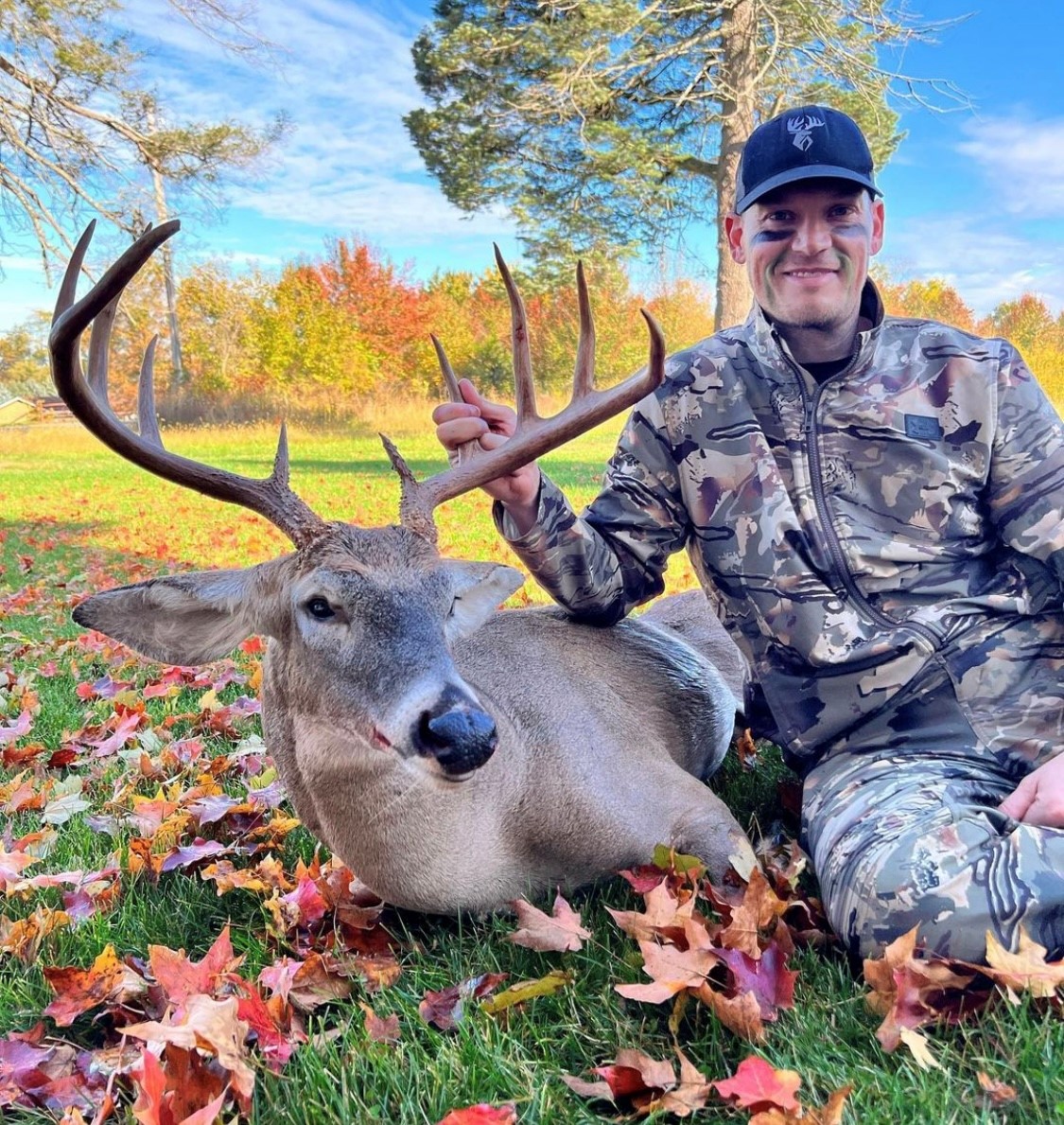 SPORTSMANchnl's tweet photo. "Bonus tag punched!" - @bucky_howe_ao
How many buck tags do you plan to punch this season?
#ITSINOURBLOOD #IAMSPORTSMAN #hunting #deer #deerhunting #whitetails #whitetailhunting #deertag #bucktag #bonustag https://t.co/sPgvpNxk62