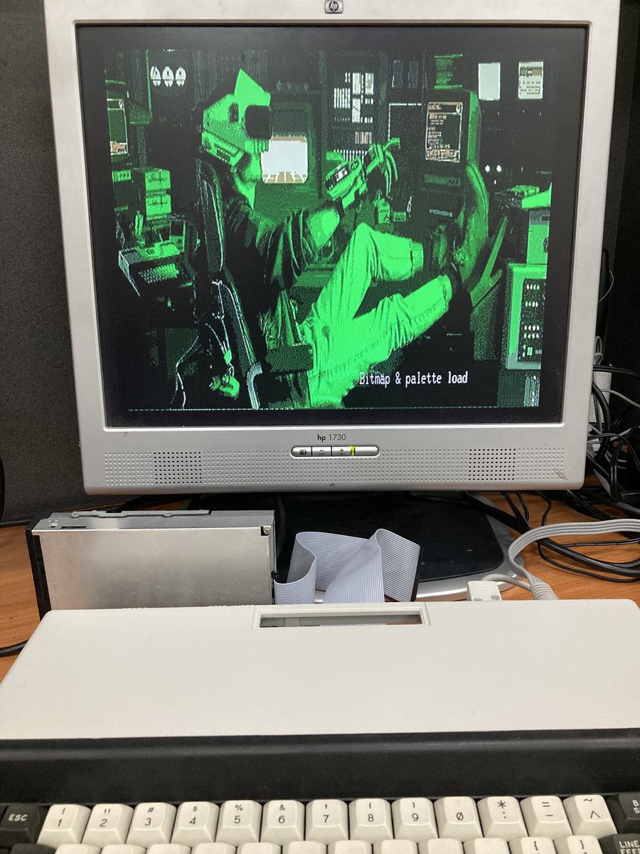 MBeeTech's tweet photo. #Microbee Classic-Plus kit computer development update.
Since moving to the new Lattice ECP5 FPGA we've made a lot of progress. Fully booting normal 'Bee disks, 4 bit plane grafx, 64 x 32 pixel hardware cursor / sprite implemented.
More details here :
https://t.co/PhtpCcqRMX https://t.co/MyUCGEhZyA