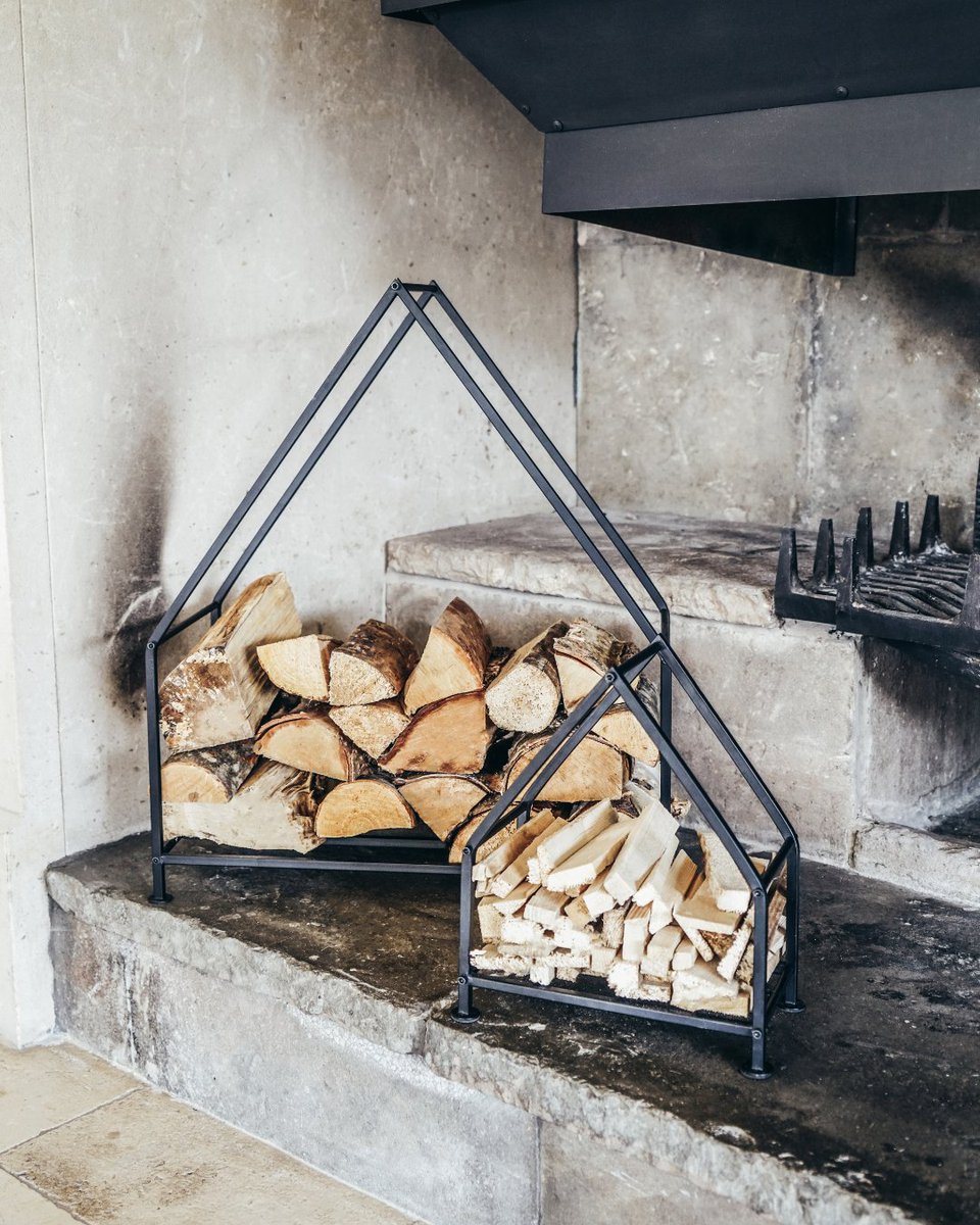 IvylineGB's tweet image. Log storage never looked so good... 

Available in both black and pewter finishes, you&apos;ll be grateful to have your kindling and logs close by to keep that roaring fire stoked throughout the winter months! 

#MyIvyline #logstorage #kindlingstorage #Firesideaccessories