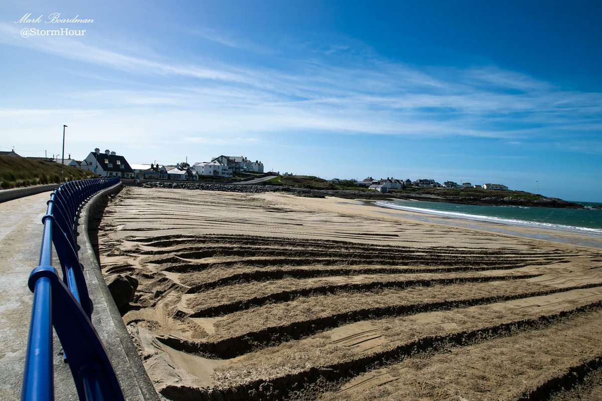 #StormHour tweet media