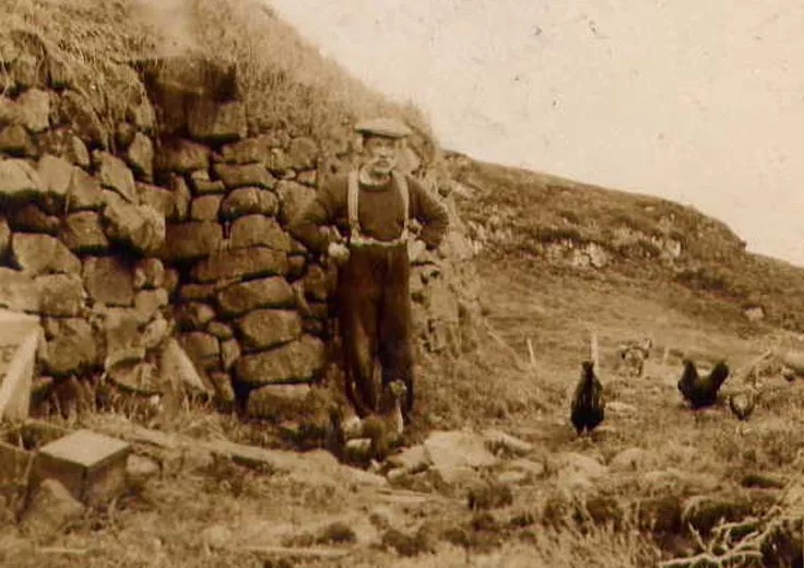 HeritageFundUK's tweet photo. .@SkyeEcomuseum: Druim nan Linntean 💚

The landscapes of Staffin provided the perfect setting for Scotland’s first museum without walls, boosting the local community and preserving its natural heritage. 

Explore this #NationalLottery supported project 👉 https://t.co/wc0CKDcRSg https://t.co/mDXPFWTTU4