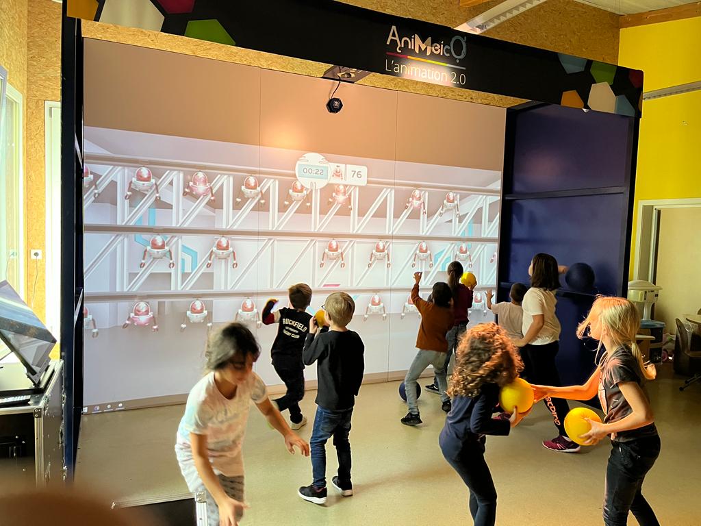 Animeico_off's tweet photo. A l'attaaaaaaaaaque ! 🧟‍♀️🧟🎃👻

A cette occasion, les enfants du péri-scolaire de Dingsheim, dans un accueil de loisirs de l'@ALEF, ont pu apprécier une expérience Animeicó !🎮

Les zombies n'ont qu'à bien se tenir !😁

#animeico #animation #halloween #zombiesurvival https://t.co/9KxgF0rcNx