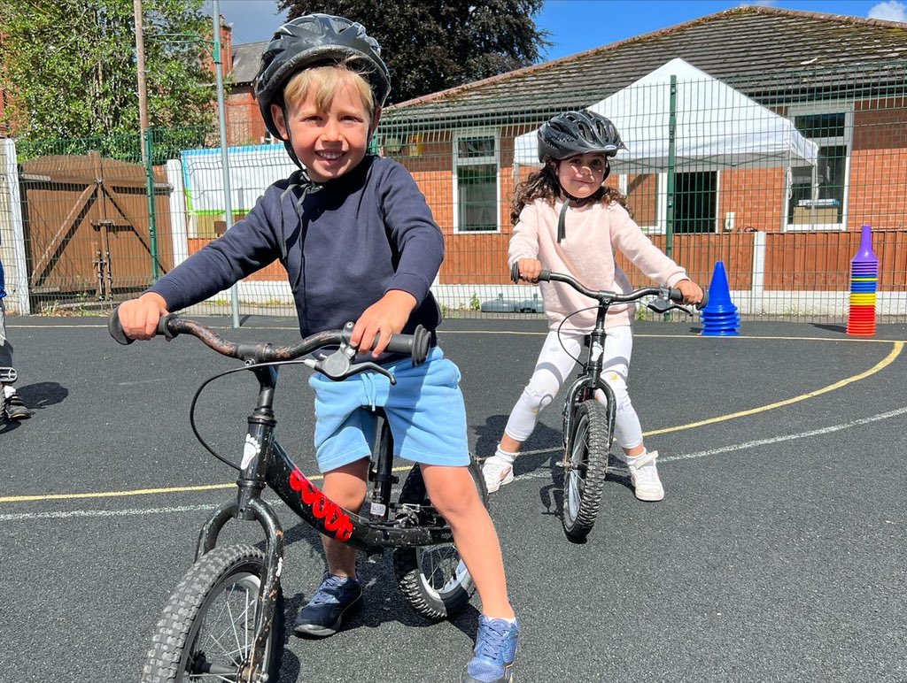Soccerwise's tweet photo. We have very limited spaces left for our DOUBLE CYCLING DAY on Friday!🚲

Due to limited numbers, each group will get a double cycling session with @BicycleSociety

Book via our website to avoid disappointment.

#Timperley #Altrincham #OctoberHalfTerm #Holidayclub #Soccerwise https://t.co/G8Iii4kBQv