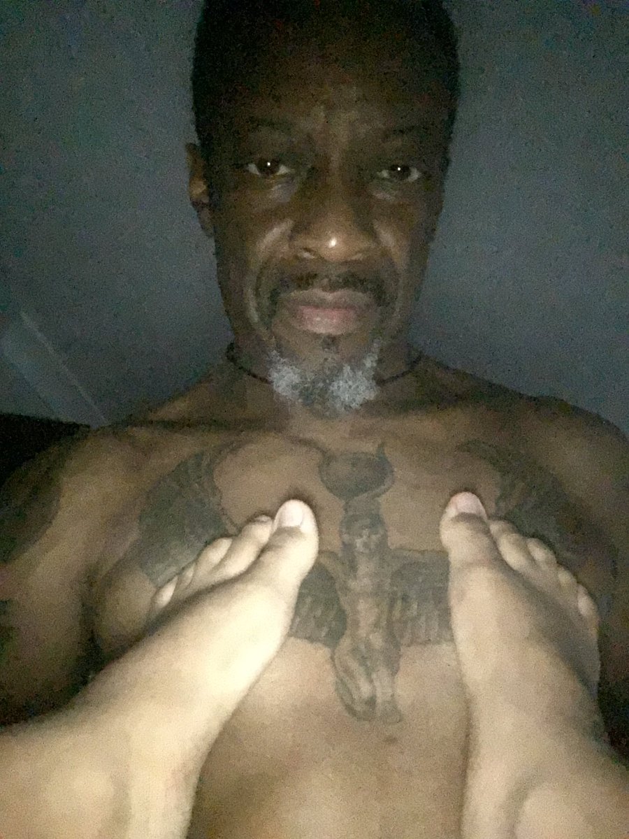 MrMDLeather2016's tweet photo. The best Master slave Conference #MsC ever w/ Boy Ian (unclollared) in service 2  #MML2016🖤❤️💛🤍 $IR #KINGkinkster👑 they Protecter/Dom/daddy Rob was emotionally involved by the #energy #layingBRICKS🧱#. All detailed in #DaBookOfEli  #Blog #BLACKleatherHISTORY✊🏾 https://t.co/rwDOgy1nnv