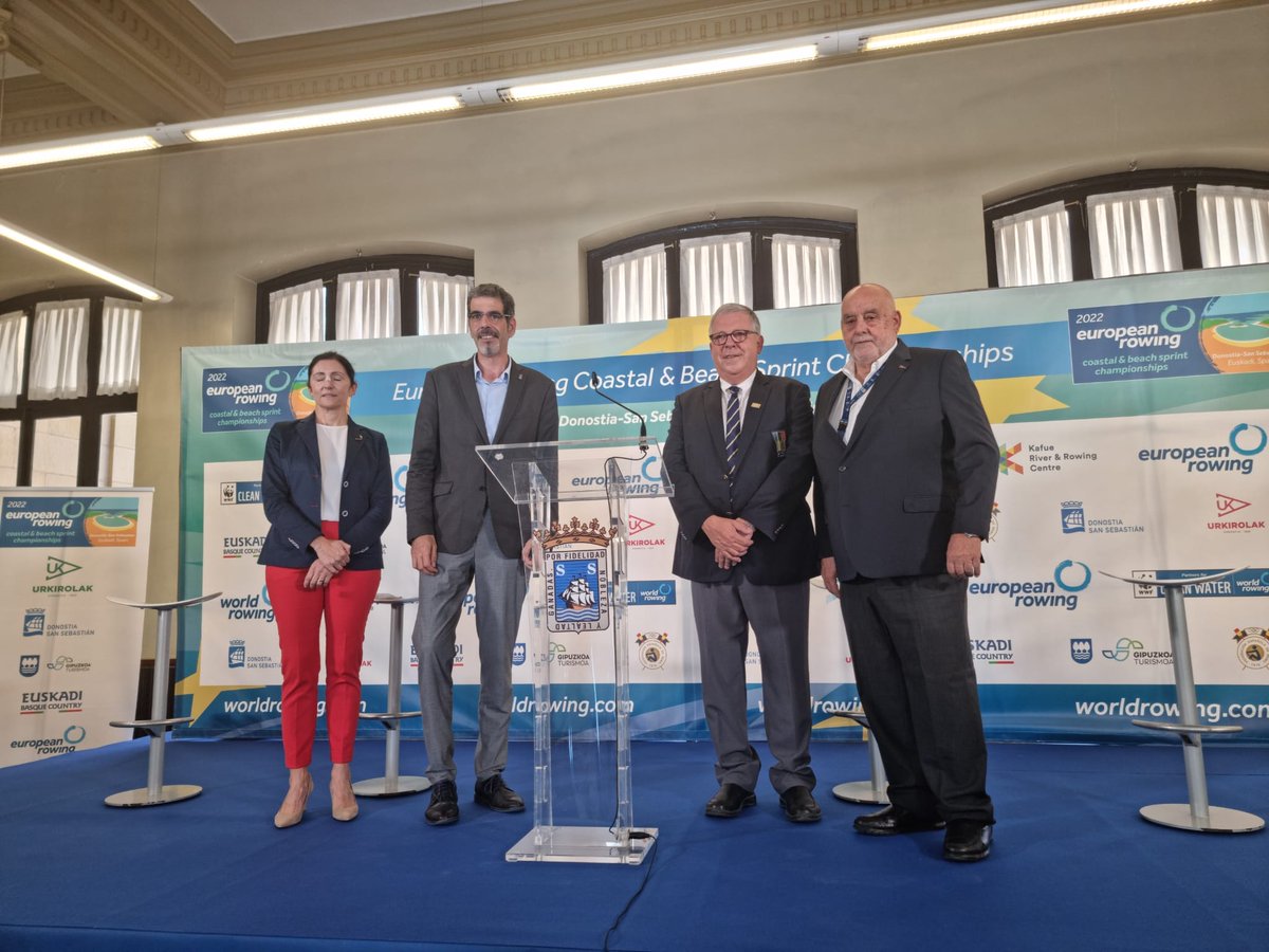 federazioa's tweet photo. [Eus] Gaur goizean aurkeztu da asteburuan Donsotian jokatuko den Europako Txapelketa.
[Cas] Hoy a la mañana se ha presentado el Campeonato de Europa que se va a celebrar en Donostia.
@kirolaknet @GipuzkoaKirolak @fed_esp_remo @Worldrowing_AC https://t.co/8VK1YguVkj