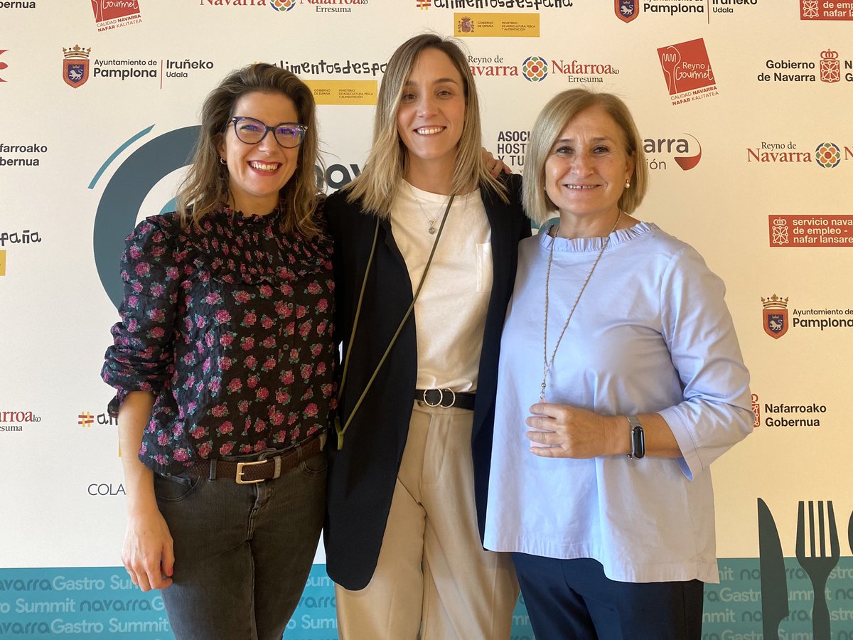 hostnavarra's tweet photo. Equipazo de lujo de @hostnavarra para la #NavarraGastroSummit2022 💪🏽
  
@achocarro @PilukaUnzu @EstibalitzHerr1 
 
🔹Organiza: @hostnavarra @NavarraTV
  
🔹 Colabora: @gob_na  @Alimentacion_es @empleo_na  @Pamplona_ayto @VisitNavarra y @Reyno_Gourmet https://t.co/TLe2ckYzup