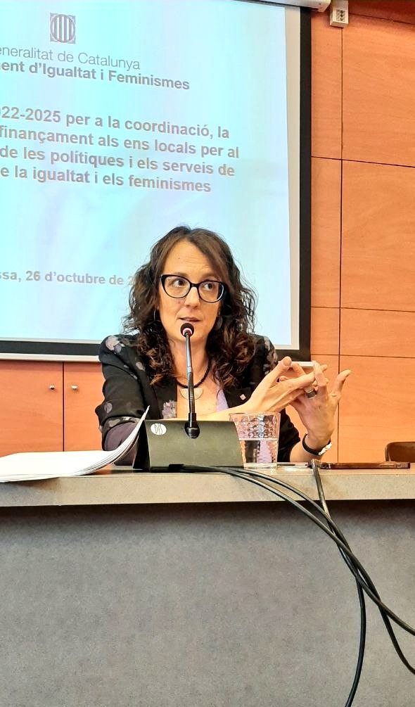 martamorellsbd's tweet photo. 🟣 Avui hem estat a #Terrassa, a la presentació del nou Acord Marc 2022-2025 de coordinació i finançament als ens locals per al desplegament de les polítiques i els serveis de promoció de la #igualtat i els #feminismes.

👉 Una eina imprescindible de suport als ajuntaments! https://t.co/1Udxxke2d0