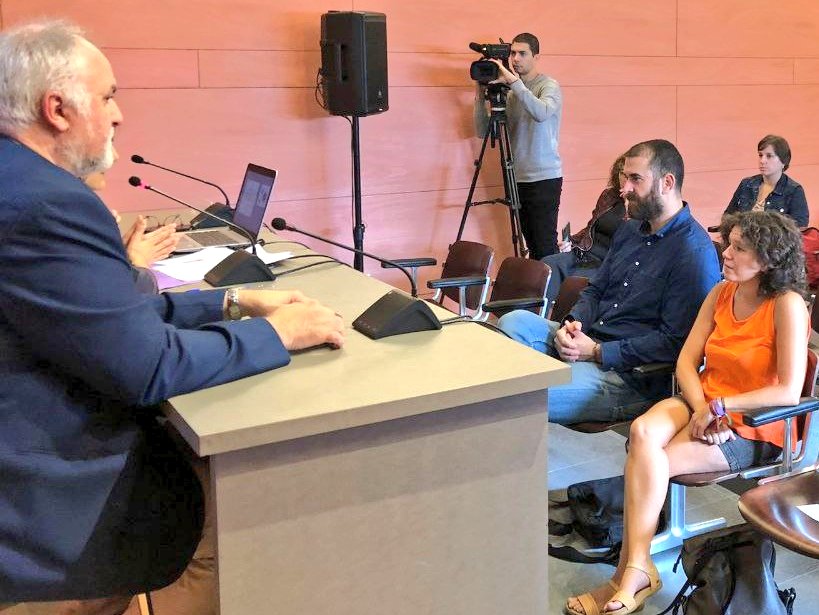 martamorellsbd's tweet photo. 🟣 Avui hem estat a #Terrassa, a la presentació del nou Acord Marc 2022-2025 de coordinació i finançament als ens locals per al desplegament de les polítiques i els serveis de promoció de la #igualtat i els #feminismes.

👉 Una eina imprescindible de suport als ajuntaments! https://t.co/1Udxxke2d0