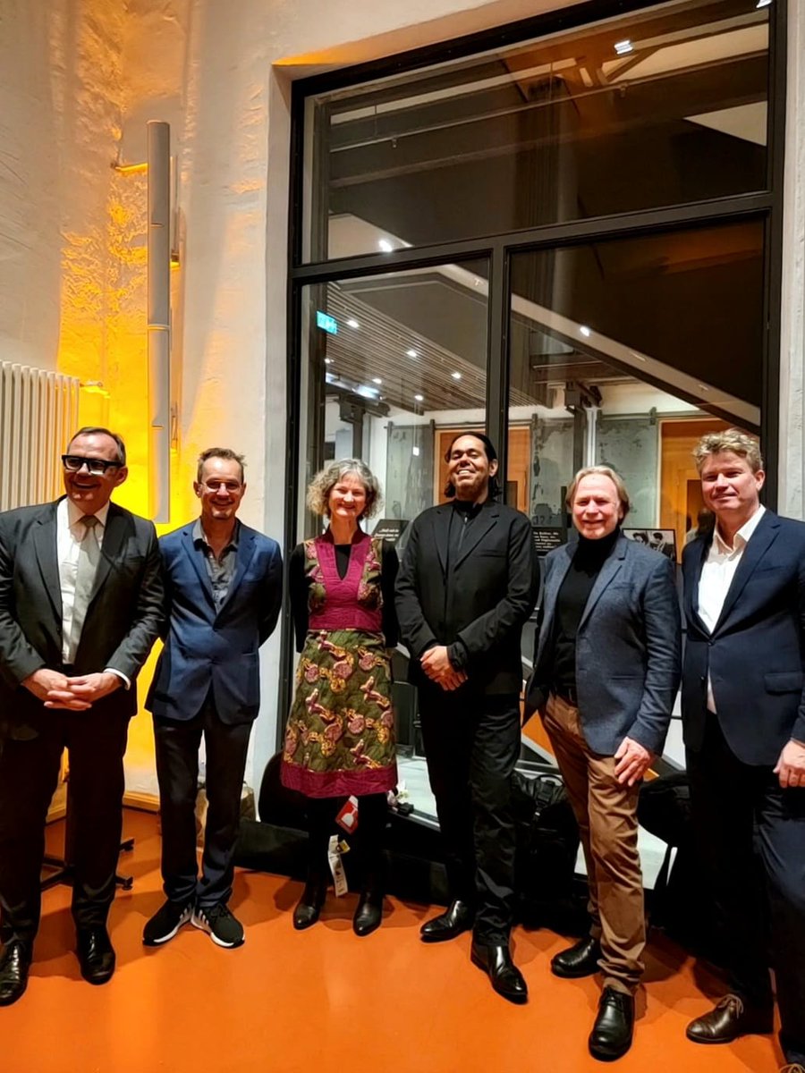 An enjoyable evening with the @A_C_O and William Barton @didgefusion last weekend. Thank you for sharing some of Australia’s outstanding talent and inspiring music with us in Berlin @boulezsaal. All the best for the rest of your season after more great concerts in London!