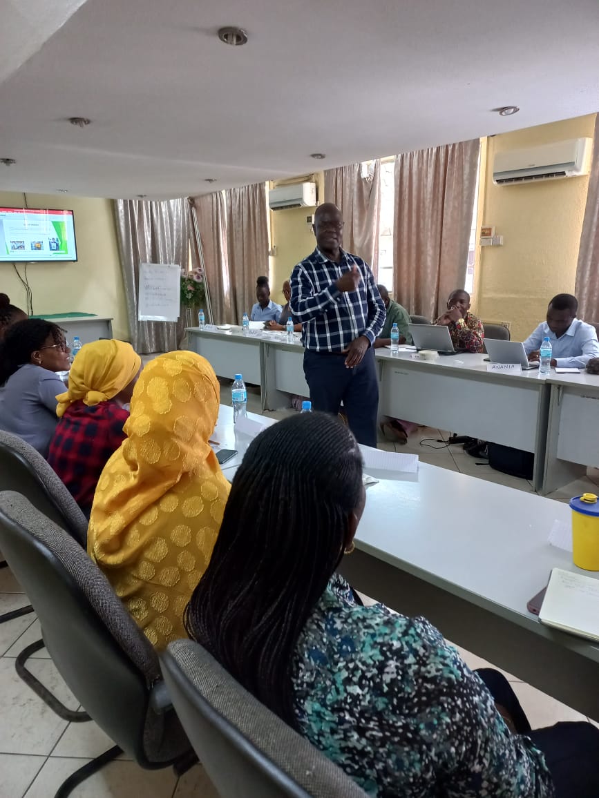 mosesdesdery's tweet photo. @SAFCEI Programs Manager, @68GabrielS presenting about the Impact of #ClimateChange on Food Security to #FLEATanzania during the on-going faith leaders training on environmental advocacy at Luther House in Dar es Salaam, Tanzania.
#Faith4Earth #ClimateJustice #FoodSecurity https://t.co/RrtxVA67XU