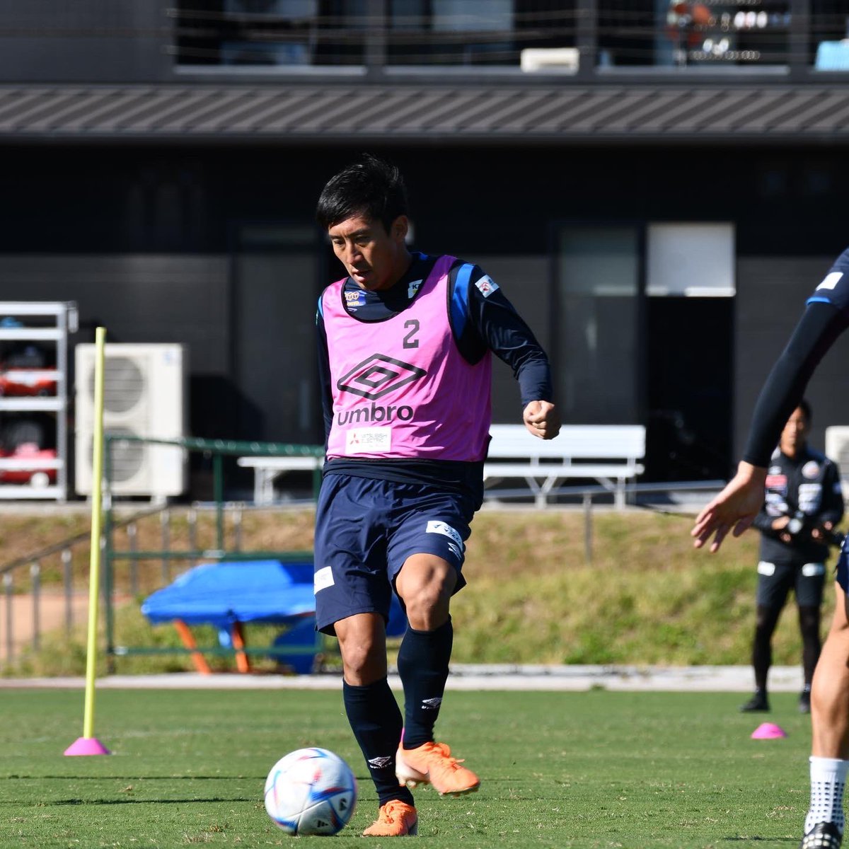v_varenstaff's tweet photo. 🔹🔸
来シーズンに向けレベルアップするためにトレーニング⚽️
🔹🔸
#vvaren #vファーレン長崎 #長崎 #正々道々 #soccer #football #サッカー #jleague #Jリーグ

https://t.co/BJrzqFQOgm https://t.co/Ixfv1MjvVM