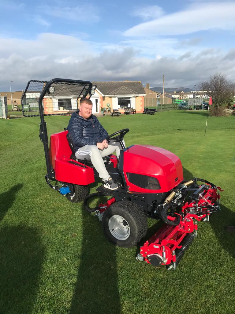 GeaneyL's tweet photo. High-quality, 3WD surround and trim mower, the Baroness LM331 delivered to a Pitch & Putt Club in #Waterford
To arrange a demo visit us at https://t.co/lMB3yrkS9n
#baroness #qualityondemand #lessstresswithbaroness #golfgreens #greenkeeperlife⛳️ #greenkeepingire #pitchandputt https://t.co/4DpKGTKeRd