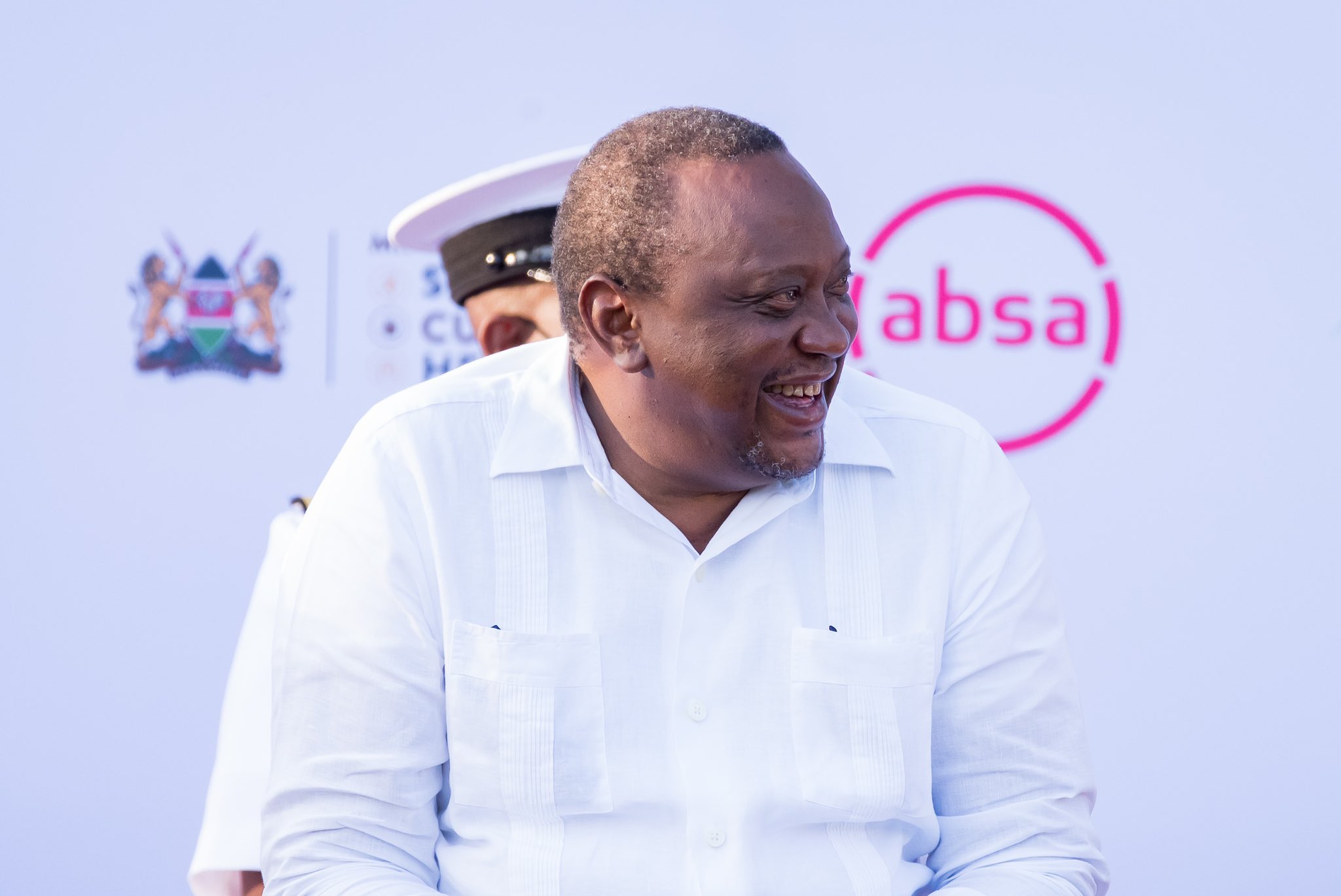 HAPPY 61st BIRTHDAY 4th president Uhuru Kenyatta
Tos imowchini nee nekii president?
photo 