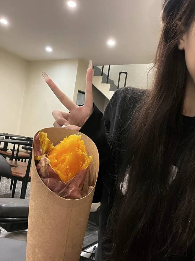 Juzally1's tweet photo. 食べたい？ https://t.co/LZx8tk02x7