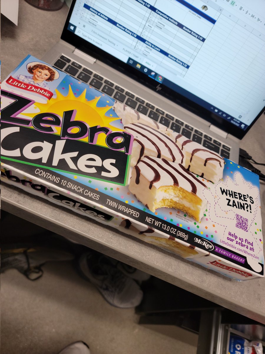PearsonStrength's tweet photo. When your players start bringing you zebra cakes bc all you talk about is eating @LittleDebbie snack cakes. @DanielMcKim #workhardsnackhard @GrizzlyStrong20 @grimsley_jh https://t.co/svTgA1meDo