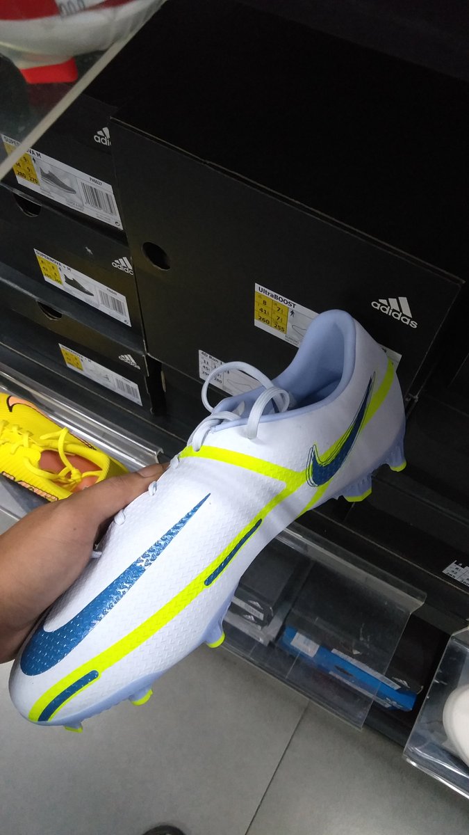 caesaroo's tweet image. Walau hanya sekedar di lihat saja, hati dan pikiran resah pun menjadi reda