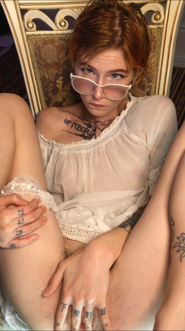 Pukpukpuk https://t.co/A6EUbXpjRg<a href="/tag/mvsales"class="tags"><span>#mvsales</span></a>