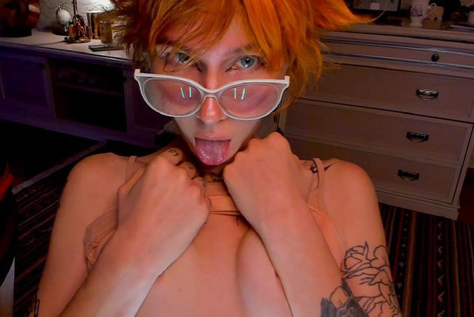 Pukpukpuk https://t.co/A6EUbXpjRg<a href="/tag/mvsales"class="tags"><span>#mvsales</span></a>