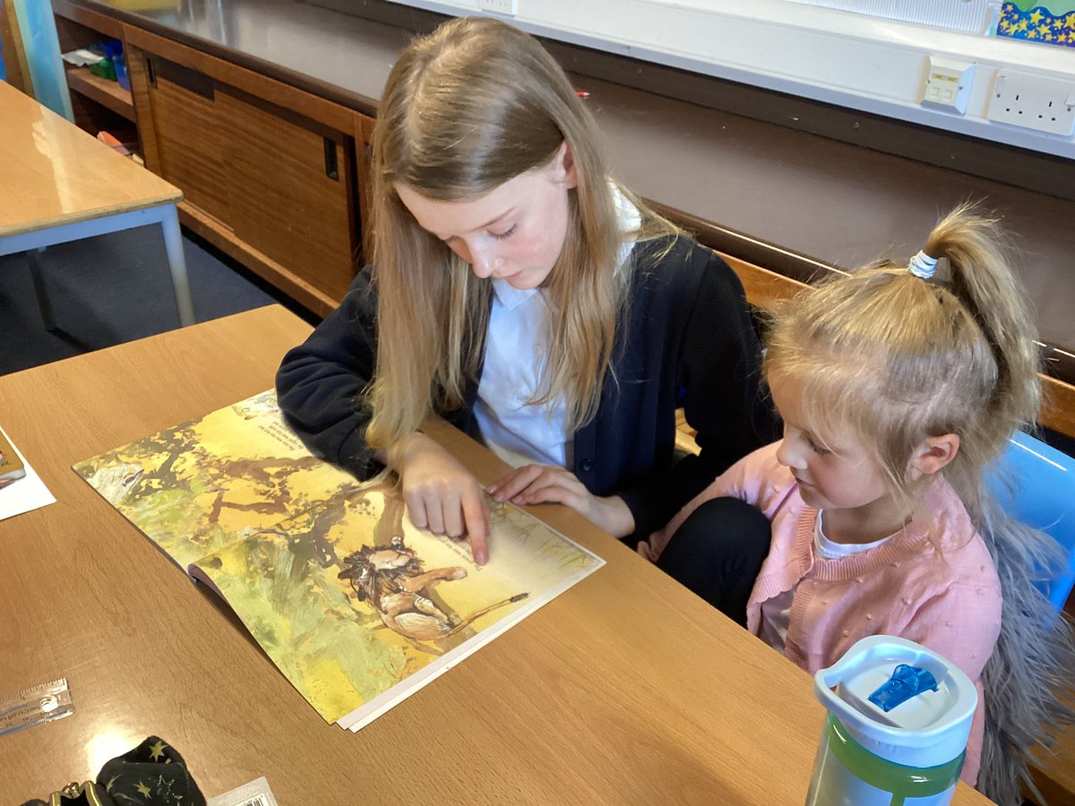 MrsGilmourCPS's tweet photo. Reading with our buddy is such great fun. Lots of talking about the story and the pictures causes great excitement. (And improves our reading skills!) Ask your child what story they chose/read today. #WOWtime #readingforpleasure @carmondean_ps @wl_literacy @MrsMacaulayCPS https://t.co/TCpRyHFHLC