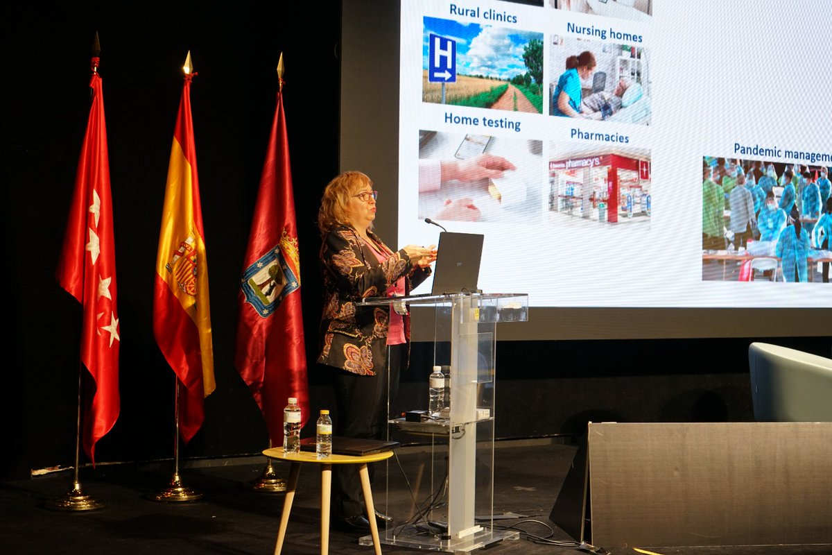 s4industry's tweet photo. Laura Lechuga, Professor at @CSIC, talks about the future of diagnostic techniques: 
💬 "We are looking for a #technology based on #biosensors, which would allow us to obtain a portable and simple but reliable diagnosis" https://t.co/ADL8fFv5pS
