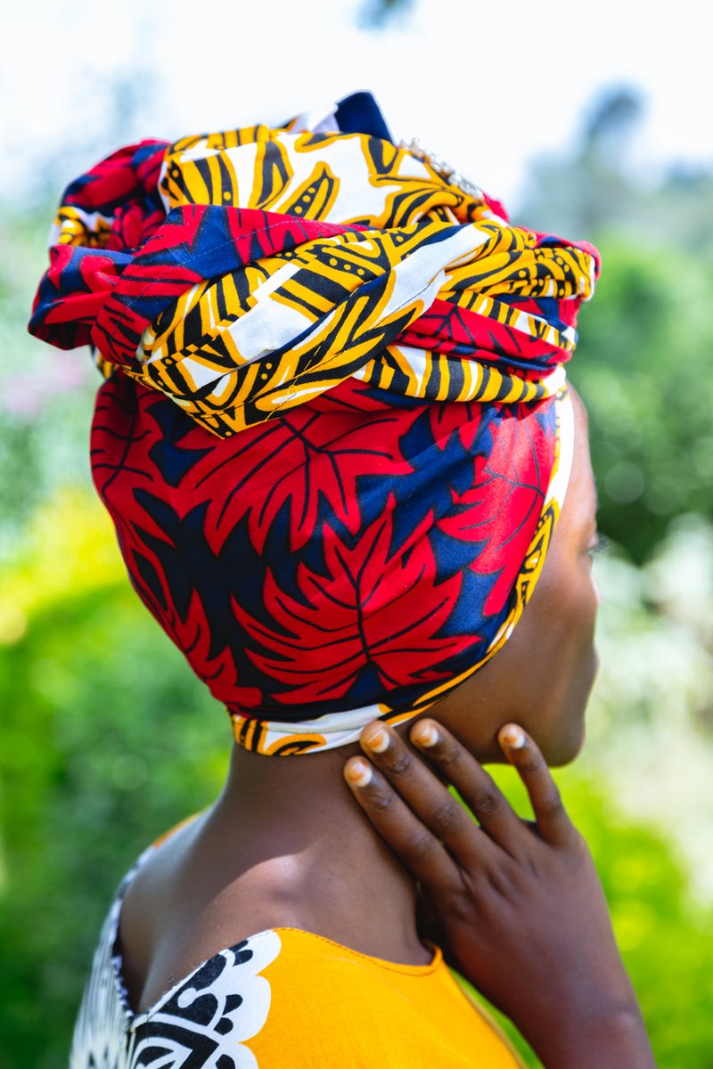 Murahaba's tweet photo. Maua
Full bloom.
The perfect autumn, winter headwrap.
Colours of red, blue and orange leaves depict the season

https://t.co/ylTbnXVXOF https://t.co/SbH13NNYhq